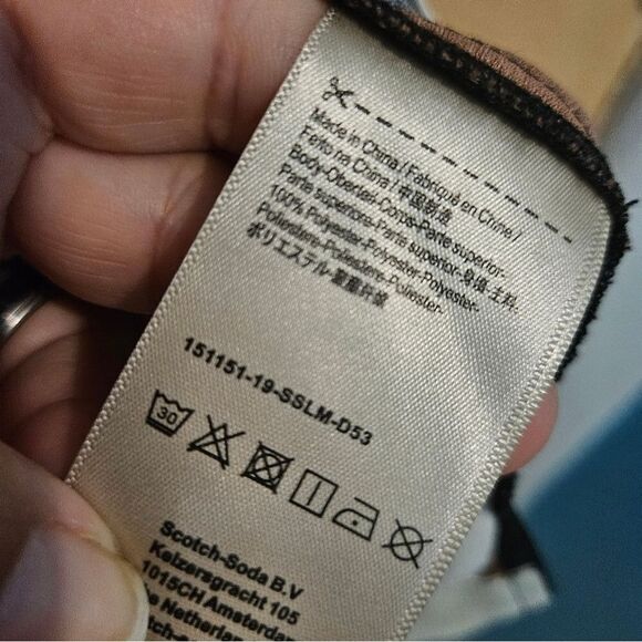 Scotch & Soda Maison Scotch Striped V neck Short Sleeve Top - Picture 8 of 11